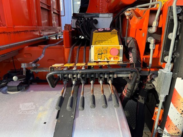 Autokran RENAULT Premium Lander Pritsche mit Kran FASSI