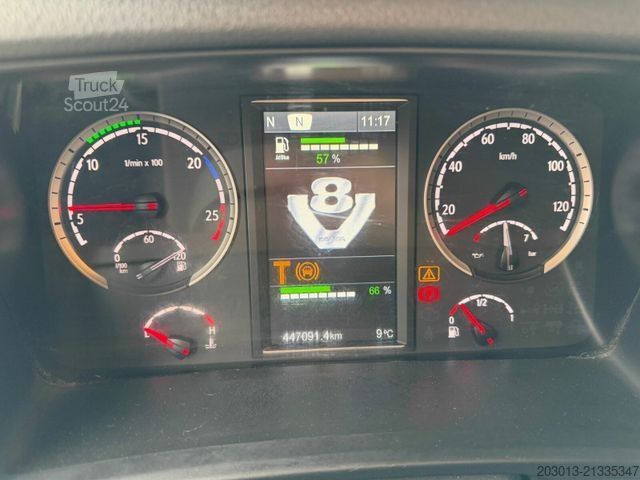 Standard SZM SCANIA R580 LB 8x2*6 HNB SZM mit Kran HIAB XS 422