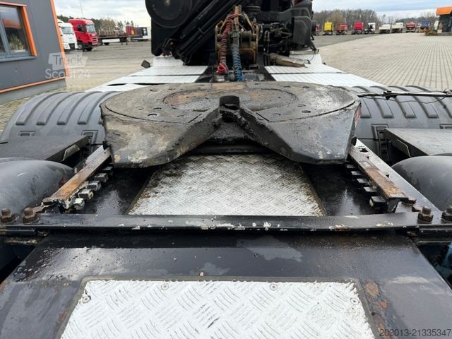 Standard SZM SCANIA R580 LB 8x2*6 HNB SZM mit Kran HIAB XS 422