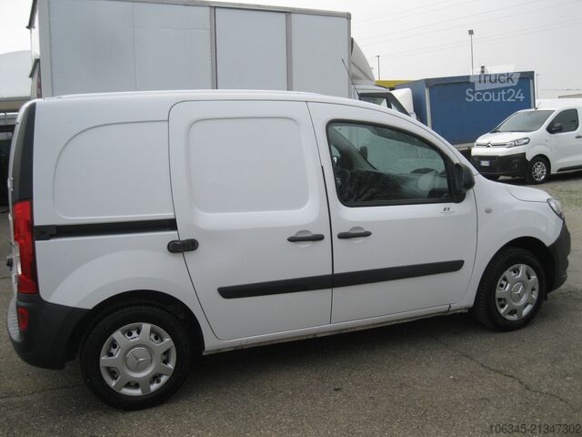 Furgão PEQUENO Mercedes-Benz Citan