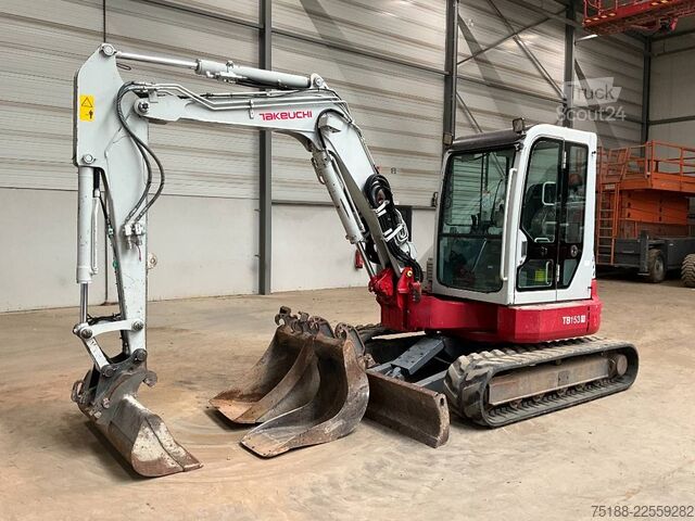 мини багер Takeuchi TB 153 FR
