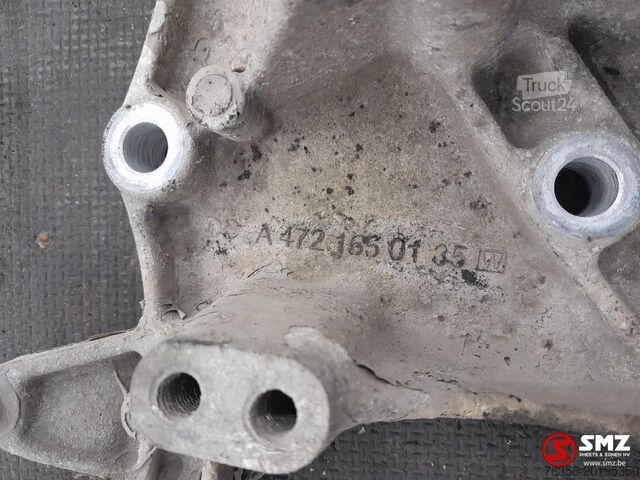 Piesă de motor Mercedes Occ steunbeugel Mercedes Actros MP4 A472550135
