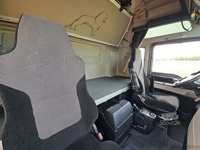 Estándar-SZM M.A.N. 18.460 TGX