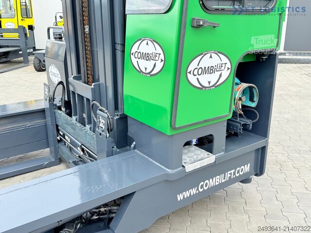 Empilhador de 4 vias Combilift C4000 / GAS / 9300MM / FREE-LIFT / CABIN