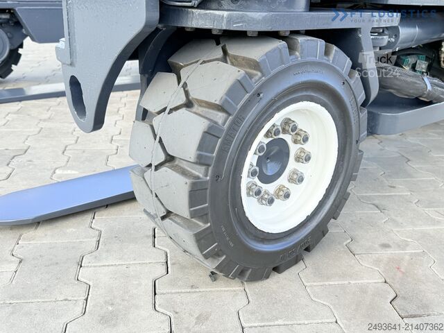 štvorcestný vysokozdvižný vozík Combilift C4500 DUPLEX 4500 FREE LIFT - POSITIONER