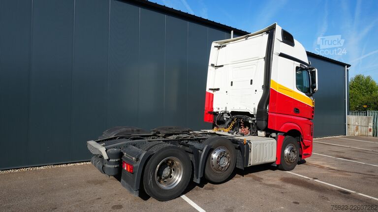 Standart-SZM Mercedes-Benz Actros 2544 6x2 tractor unit
