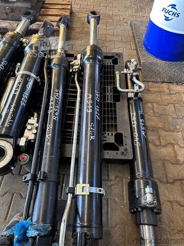 колёсный экскаватор Caterpillar parts from CAT M319-07A year 2021