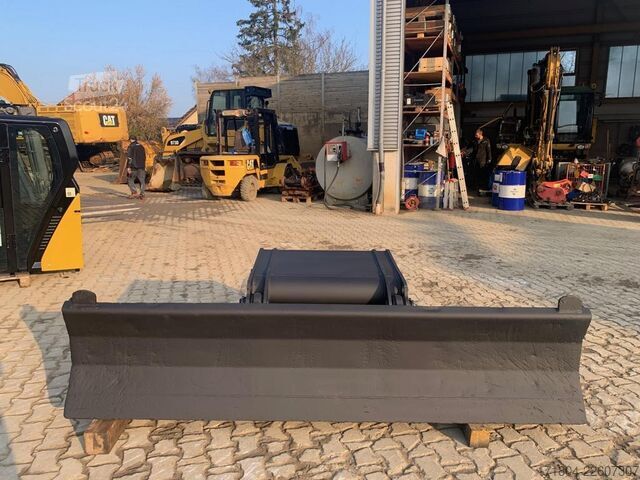 колёсный экскаватор Caterpillar parts from CAT M319-07A year 2021