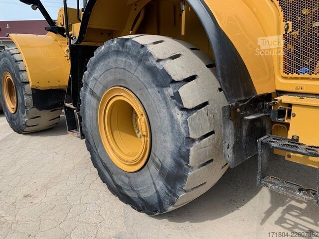 товарач Caterpillar 972M XE