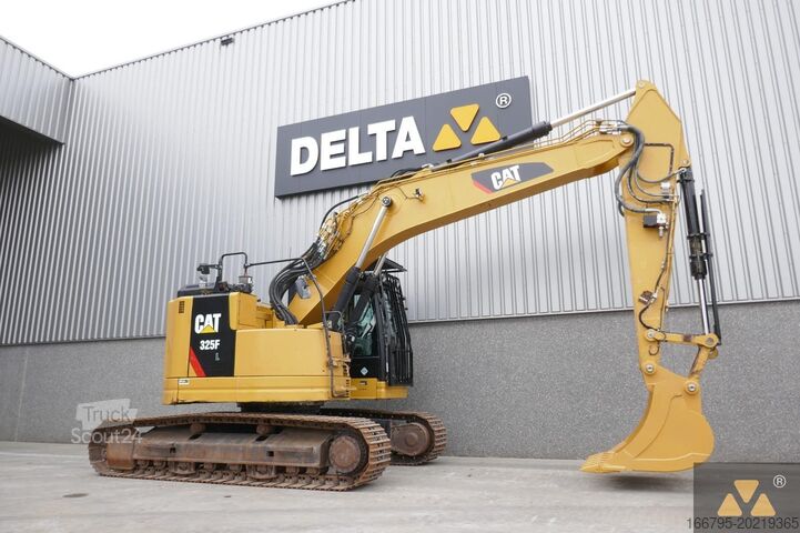 Excavadora sobre orugas Caterpillar 325F LCR