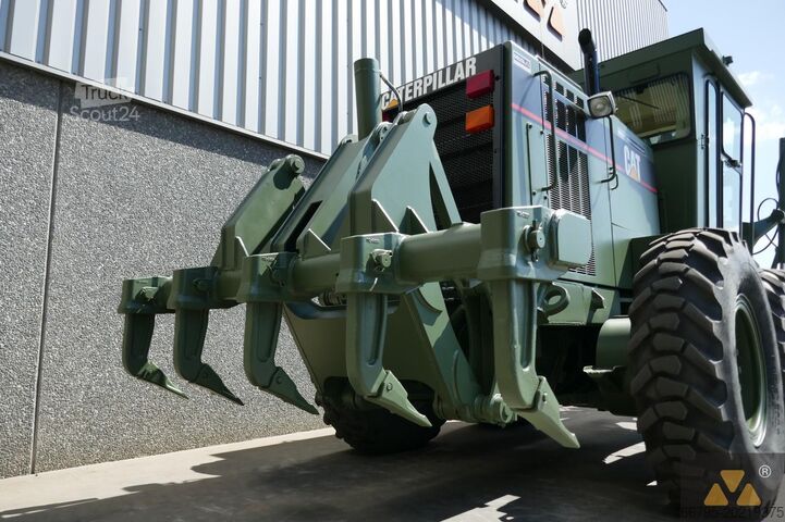Grader Caterpillar 12H Ex-military