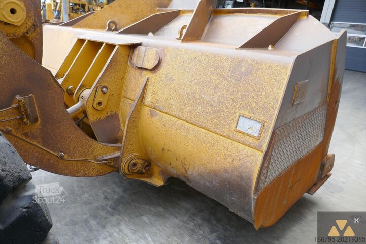 Carregadora de rodas Caterpillar 980M