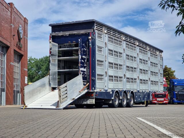  Pezzaioli 3/4 deck livestock - 134.8m2 - Water & Ventilat...