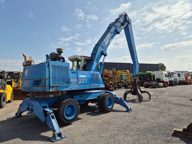 Malzeme taşıma makinesi Fuchs MHL 331