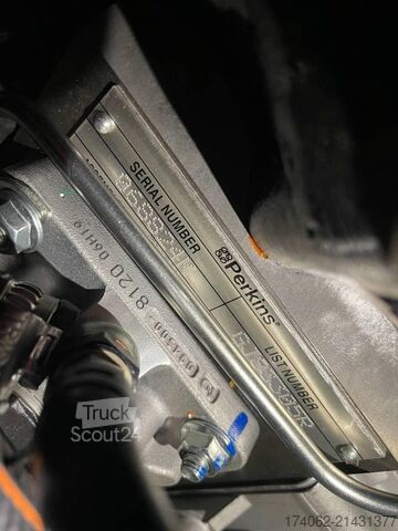 Adalékanyag Perkins 403D-11G - 11 kVA Generator - DPX-19799