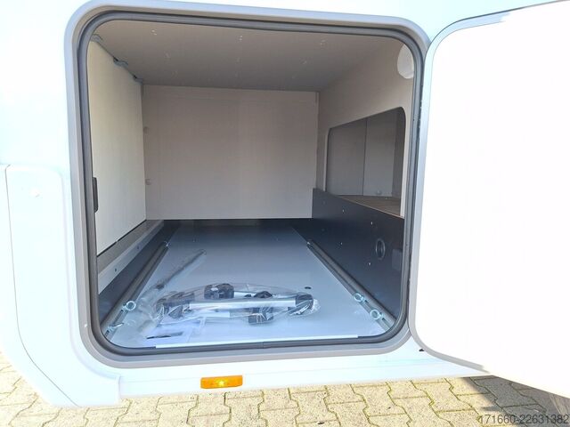 Autocaravana semi-integrada BÜRSTNER Campeo TD 660 Automatik, Hubbett