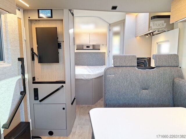 Autocaravana semi-integrada BÜRSTNER Campeo TD 660 Automatik, Hubbett