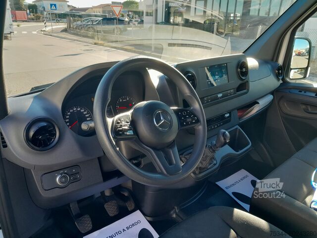 Furgoneta de techo alto Mercedes-Benz Sprinter 317 F 43/35