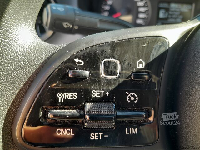 Furgoneta de techo alto Mercedes-Benz Sprinter 317 F 43/35