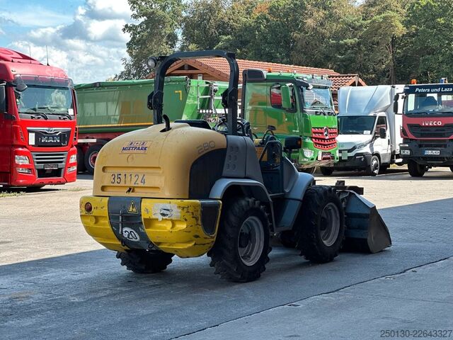 Челен товарач KRAMER 341-02 inkl. Schaufel & Gabel 2009 28kW 4x4