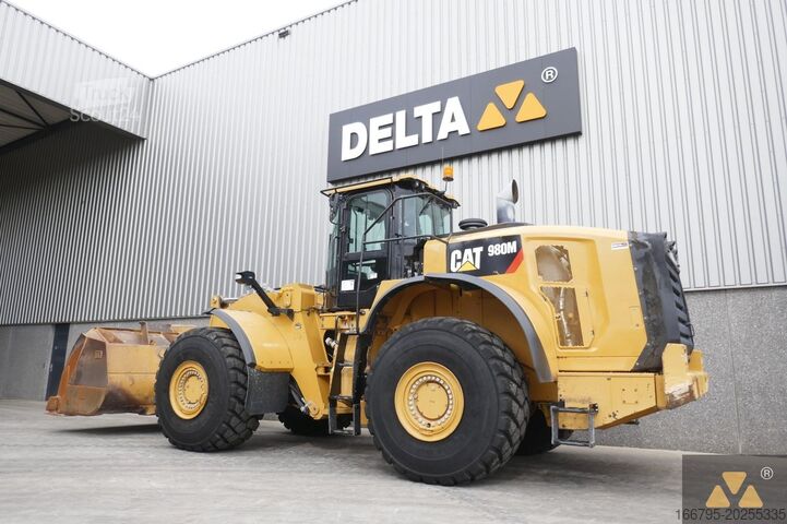 Tekerlekli̇ yükleyi̇ci̇ Caterpillar 980M