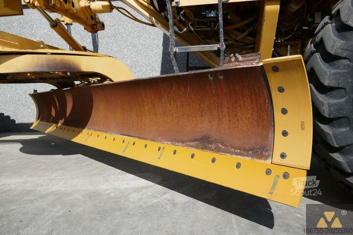Greyder Caterpillar 140H