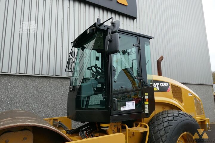 Tek tamburlu silindir Caterpillar CS68B