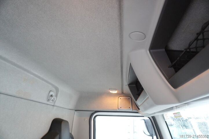 Авторефрижератор Двотемпературний Renault D210 12T / Bitemperature Refrigerator