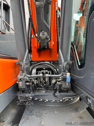 Mobiele graafmachine Doosan DX140W-5  DKS Giekveering