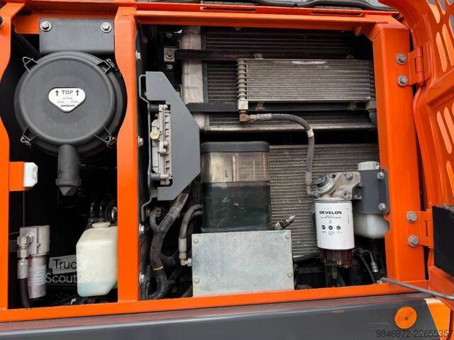 Mobiele graafmachine Doosan DX140W-5  DKS Giekveering