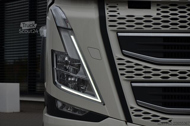 Standaard trekker Volvo FH 500 NEW / 2022r / EURO 6 / KAME RA / ACC / PÓŁSKÓRY / LED / KLIMA P. / D