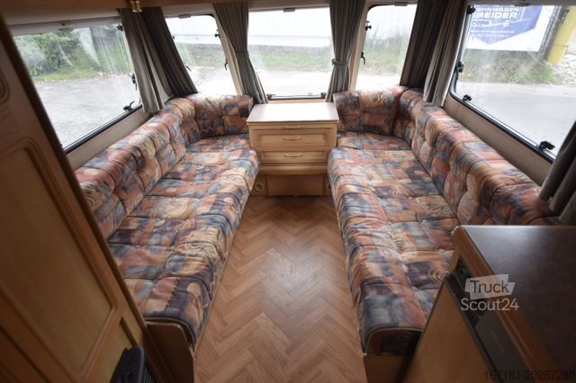 Caravan SPRITE Swift 390 mit Mover und Vorzelt