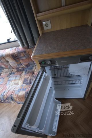 Caravan SPRITE Swift 390 mit Mover und Vorzelt