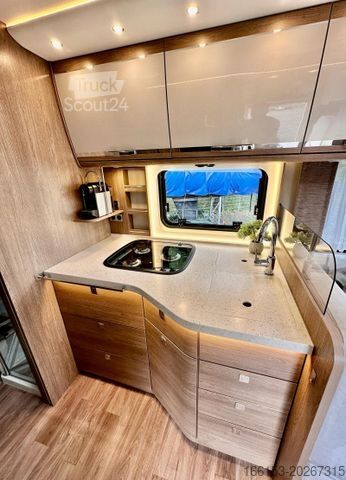 Camping-car intégral MORELO Palace 93 MB