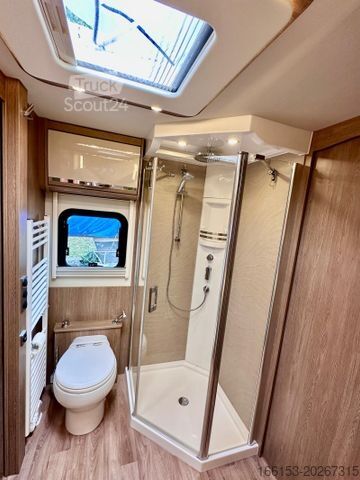 Camping-car intégral MORELO Palace 93 MB