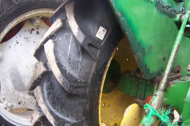 Tractor John Deere 940E