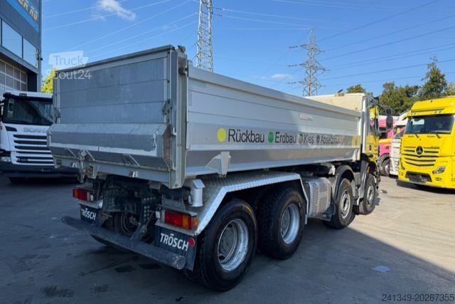 Kipper LKW IVECO 500 8x4 Kipper Bordmatik
