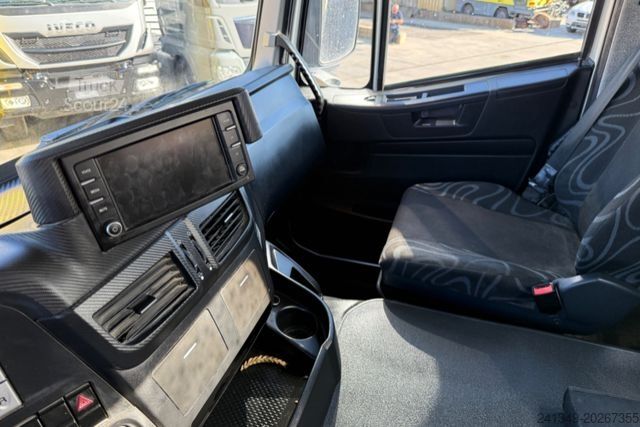 Kipper LKW IVECO 500 8x4 Kipper Bordmatik