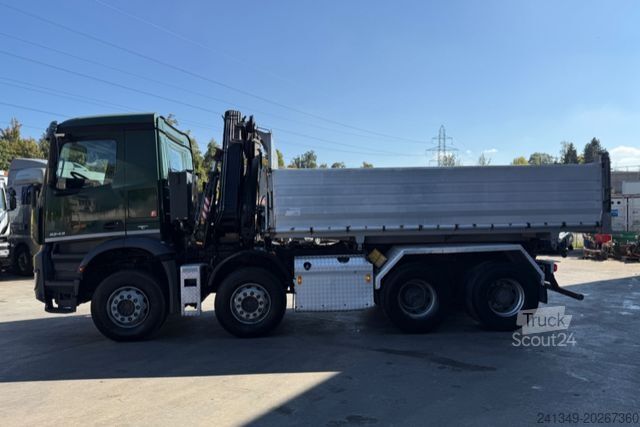 Kipper LKW MERCEDES-BENZ Arocs 3242 8x4 Hiab 166-4