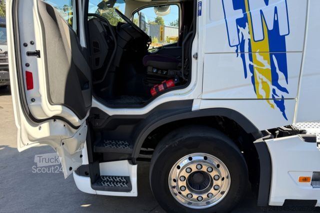 Tracteur routier standard VOLVO FM-460 4x2