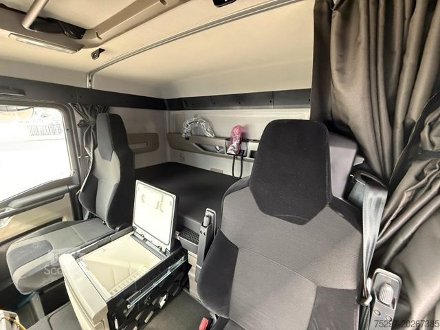 Camion porte-voitures MAN TGS 35.520 8x2H Maschinentransporter Funk* Seil*