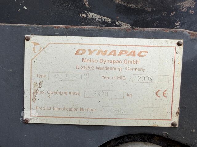 Kerekes aszfaltterítő gép Dynapac F121-4W (VB 805 TV)