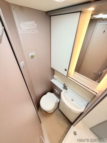 Półzintegrowany kamper BÜRSTNER Lyseo Harmony T 728 Einzelbetten-Hubbett-1.Hand