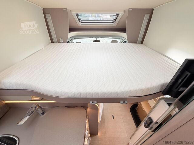 Półzintegrowany kamper BÜRSTNER Lyseo Harmony T 728 Einzelbetten-Hubbett-1.Hand