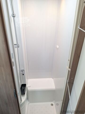 Camper integrado CARADO I 338 TV-Paket, Automatik, Combi 6 E
