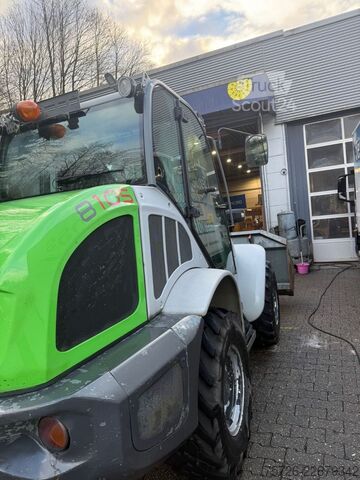 Rovoskopnalagalnik KRAMER 8105 mit 40 Km/h Zulassung org 1980 Std Fahrzeug