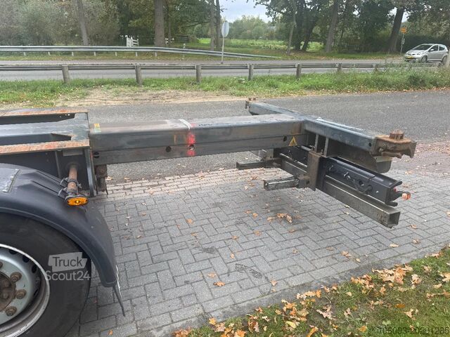 Containervervoer Kögel 3 ass cont chassis 20/30/40/45 High kuub