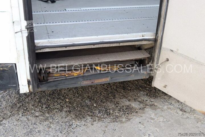 Autocarro Mercedes VARIO