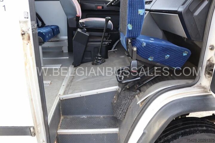 Autocarro Mercedes VARIO
