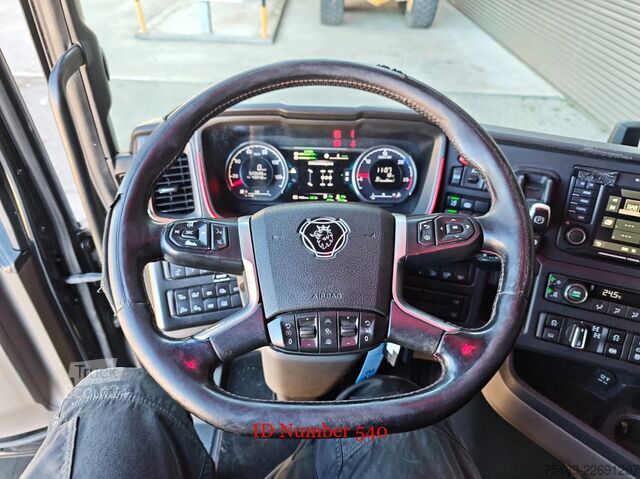 Standart-SZM Scania S770 V8 6x4